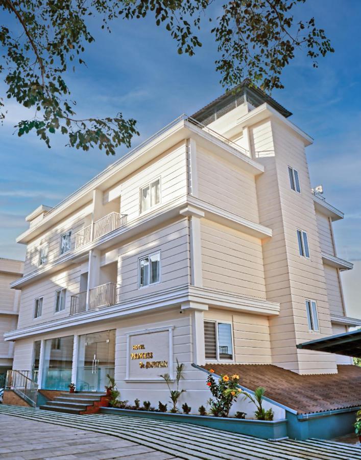 Princess De Munnar - 3 Star Hotel Thiruvananthapuram Екстериор снимка